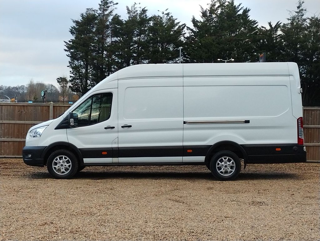 Used Ford Transit 2021 for sale - 76950110: Photo 2