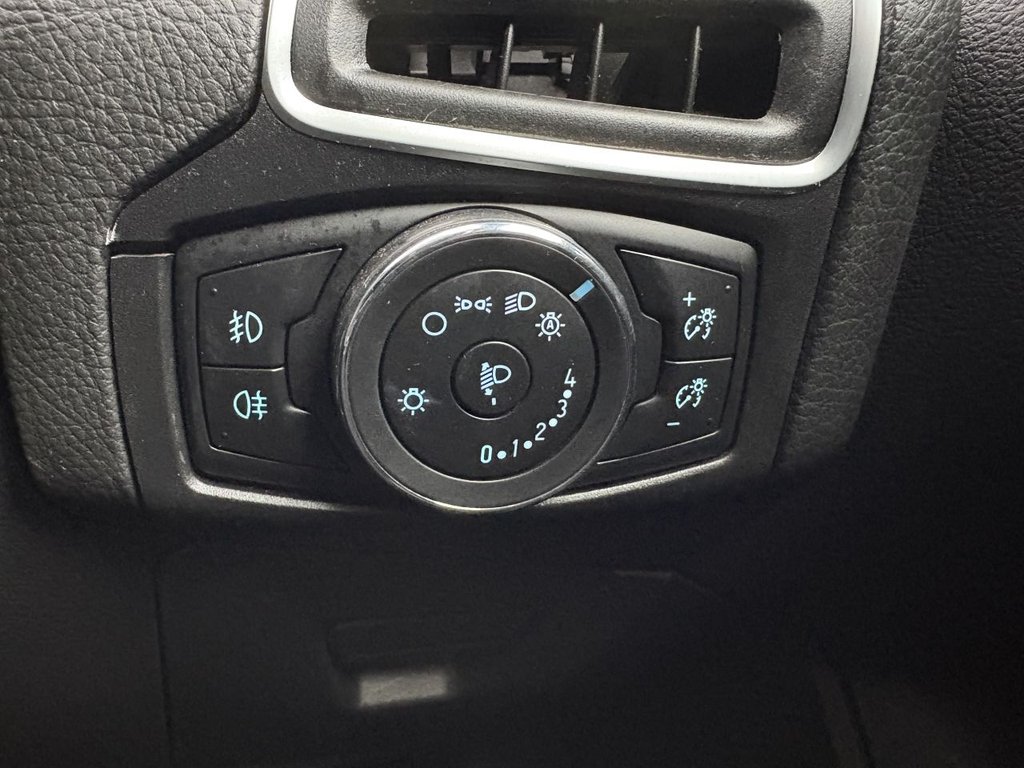 Used Ford Focus 2012 for sale - 76642142: Photo 13