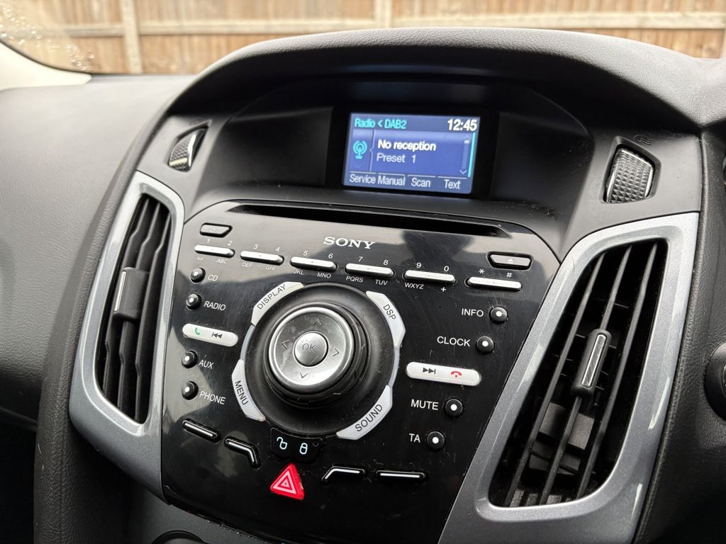 Used Ford Focus 2012 for sale - 76642142: Photo 19