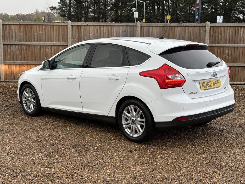 Used Ford Focus 2012 for sale - 76642142: Photo 3