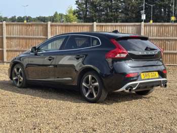Used Volvo V40 2015 for sale - 75359421: Photo