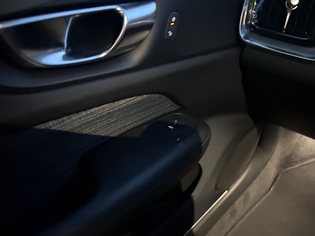 Used Volvo V60 2022 for sale - 76569806: Photo 16