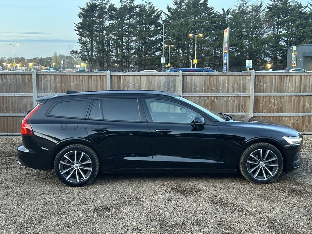 Used Volvo V60 2022 for sale - 76569806: Photo 6