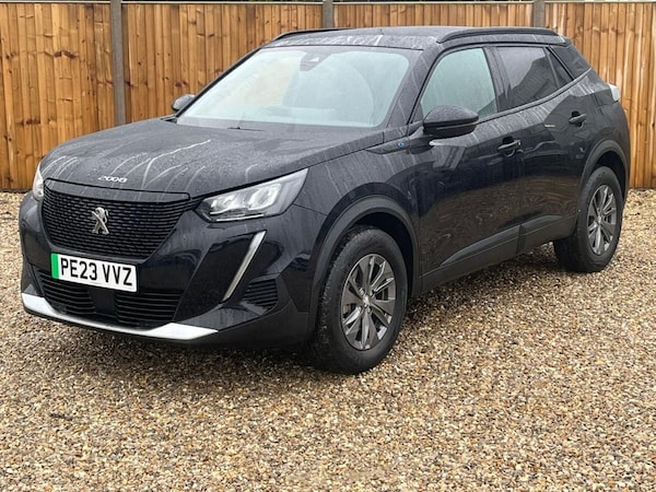 Used Peugeot E-2008 2023 for sale - 73356053: Photo 1