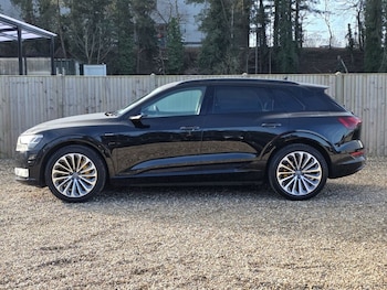 Used Audi e-tron 2020 for sale - 77734283: Photo