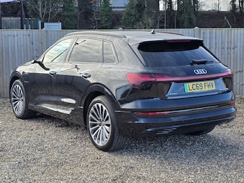 Used Audi e-tron 2020 for sale - 77734283: Photo