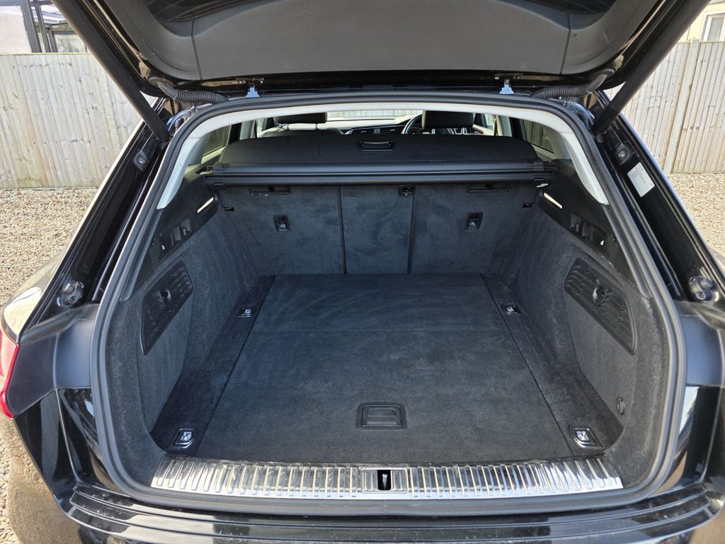 Used Audi e-tron 2020 for sale - 77734283: Photo 9