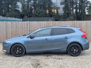 Used Volvo V40 2014 for sale - 76235525: Photo 2