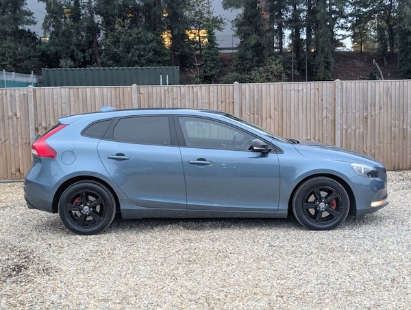 Used Volvo V40 2014 for sale - 76235525: Photo 6