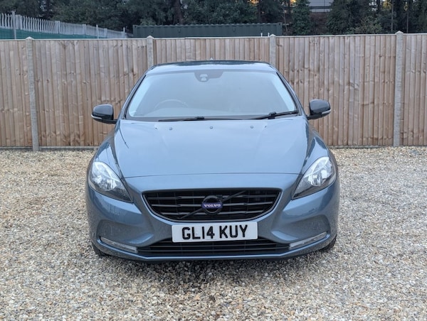 Used Volvo V40 2014 for sale - 76235525: Photo 8