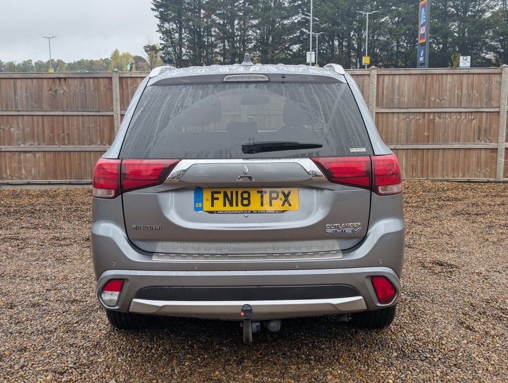 Used Mitsubishi Outlander 2018 for sale - 76470023: Photo 4