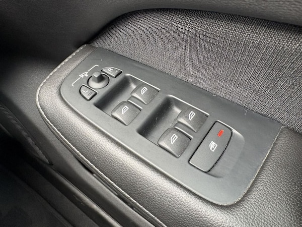 Used Volvo V60 2019 for sale - 76266712: Photo 12