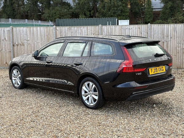 Used Volvo V60 2019 for sale - 76266712: Photo 3