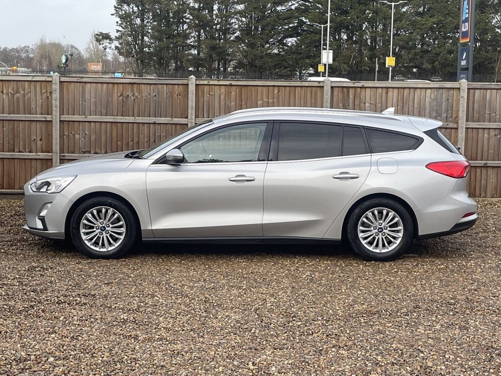 Used Ford Focus 2019 for sale - 77171741: Photo 2