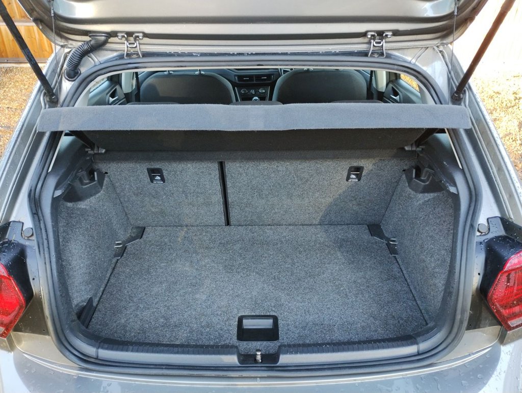 Used Volkswagen Polo 2018 for sale - 76655478: Photo 11