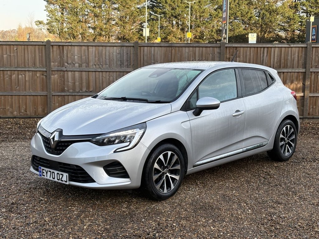 Used Renault Clio 2020 for sale - 76901028: Photo 1