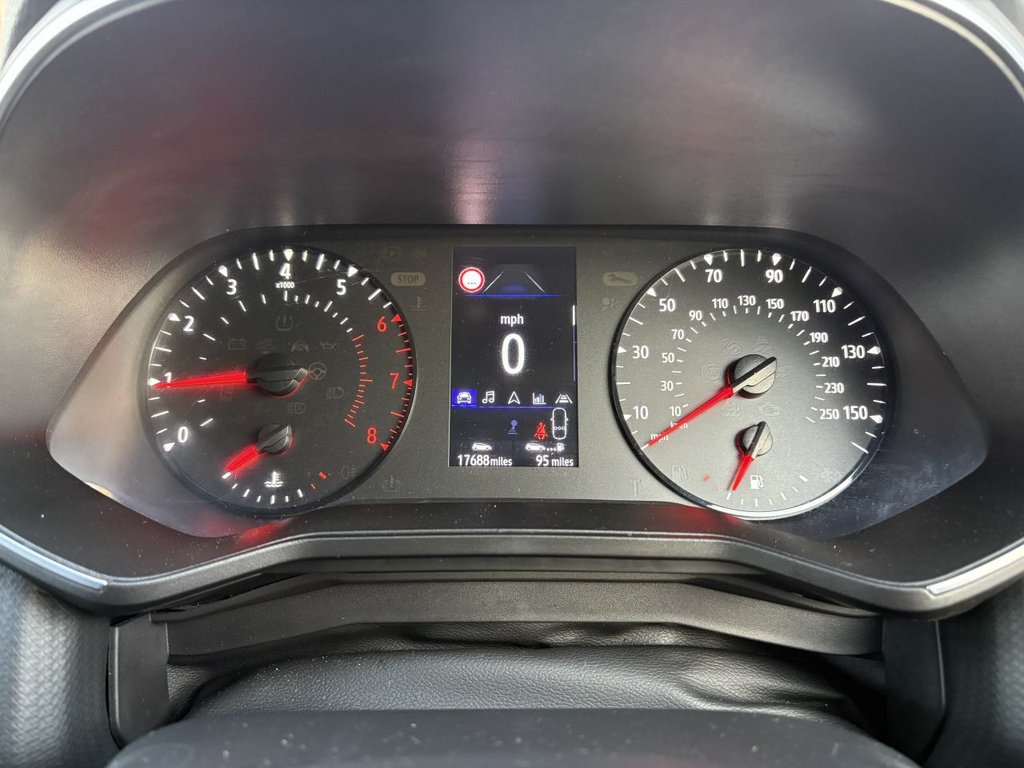 Used Renault Clio 2020 for sale - 76901028: Photo 17