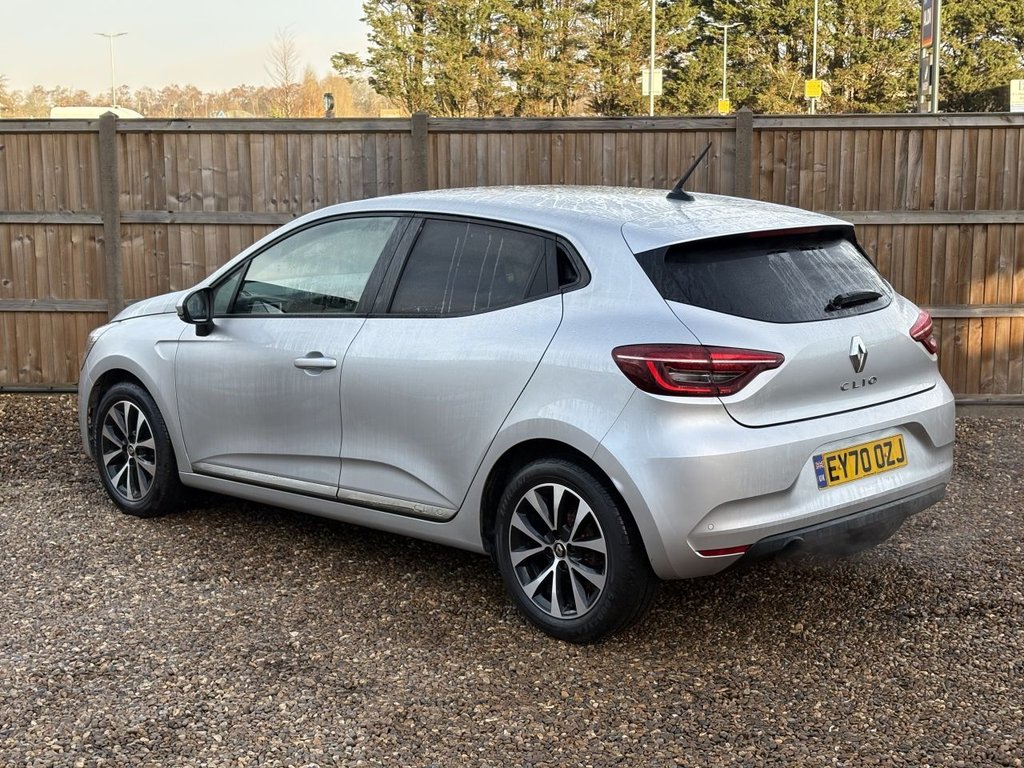 Used Renault Clio 2020 for sale - 76901028: Photo 3