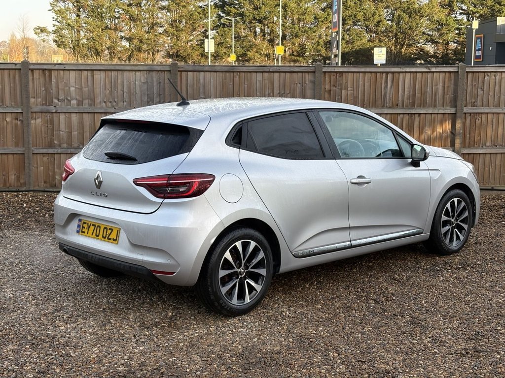 Used Renault Clio 2020 for sale - 76901028: Photo 5