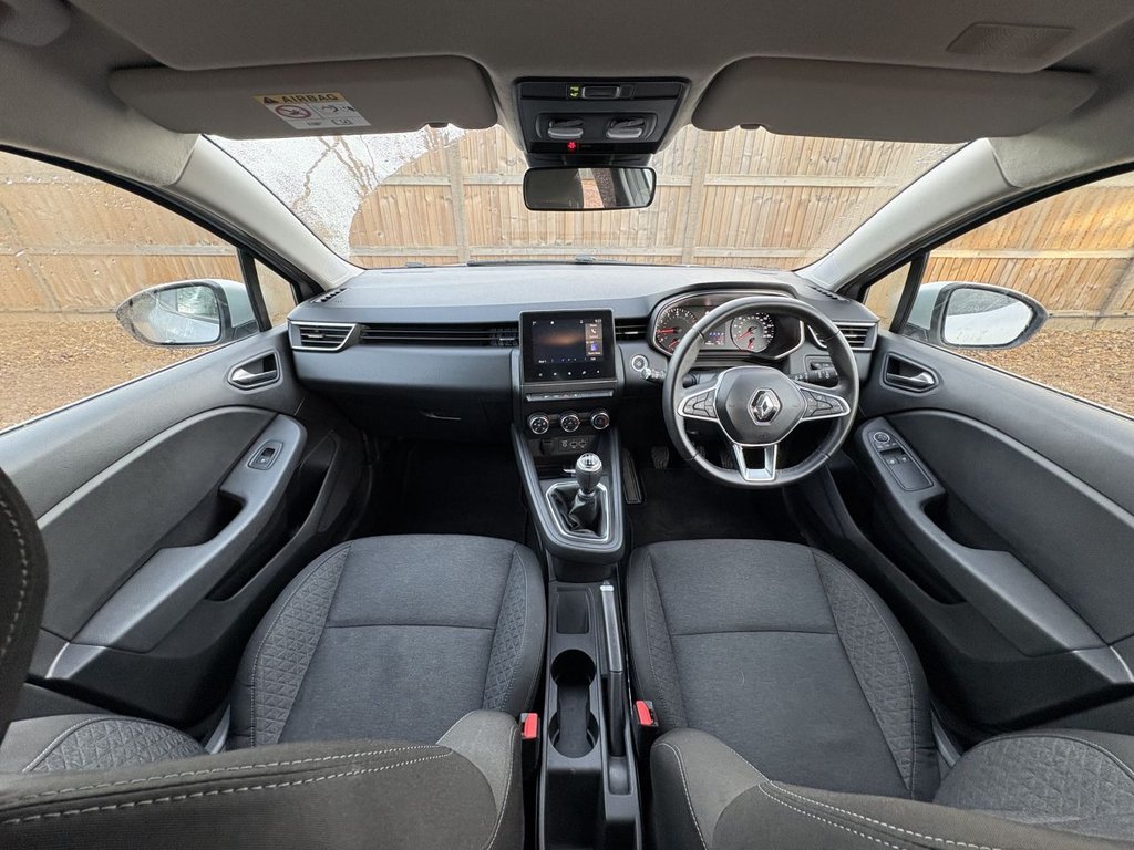 Used Renault Clio 2020 for sale - 76901028: Photo 9