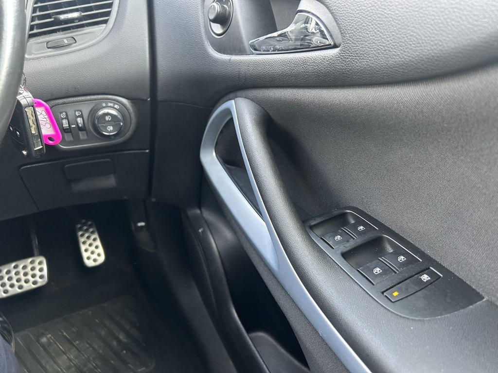 Used Vauxhall Zafira Tourer 2017 for sale - 77558087: Photo 16