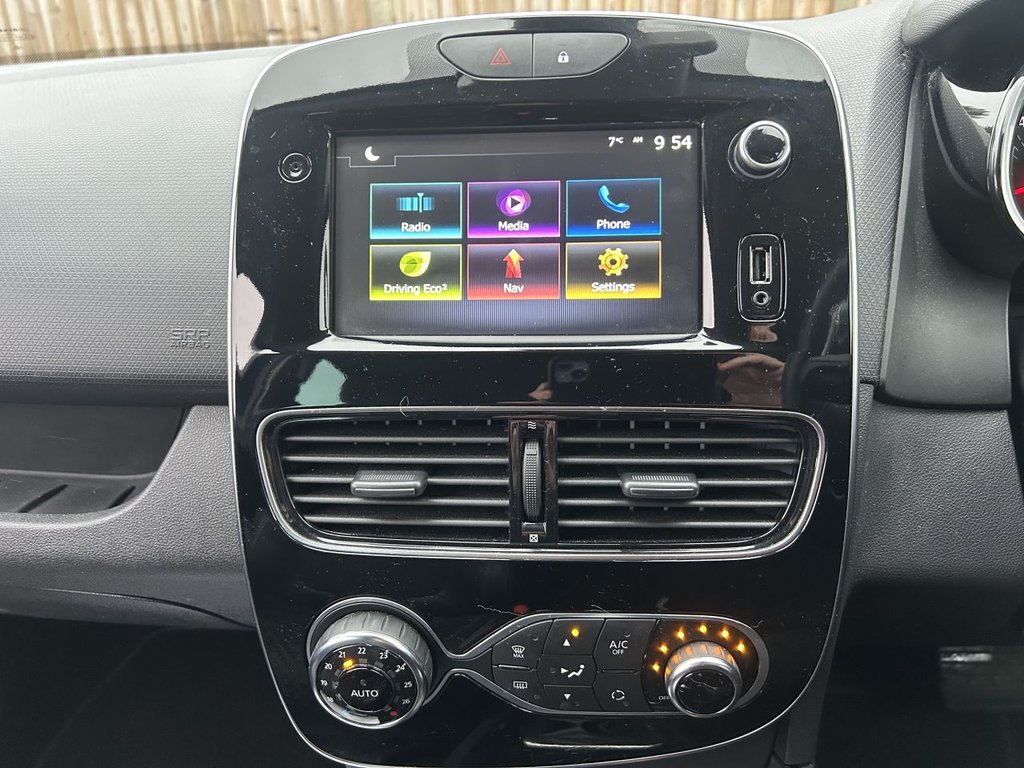 Used Renault Clio 2019 for sale - 77212286: Photo 18