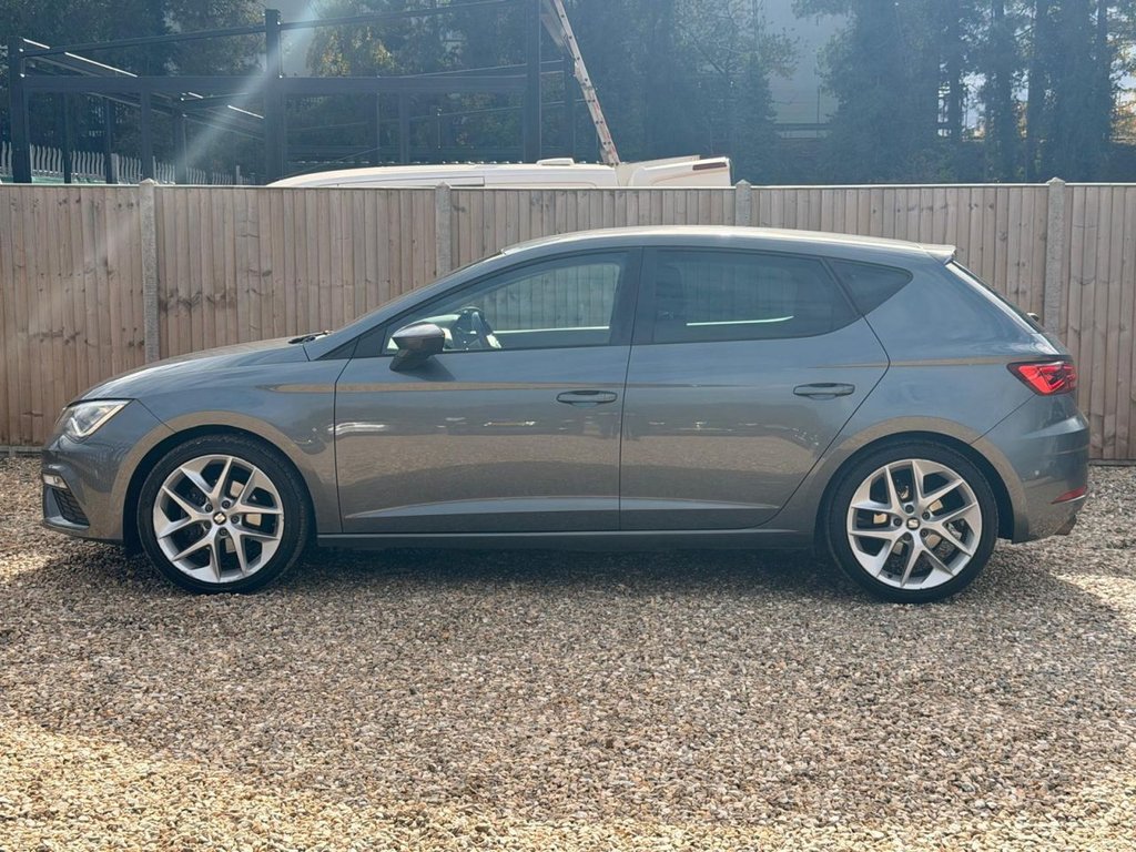 Used SEAT Leon 2017 for sale - 76333146: Photo 2