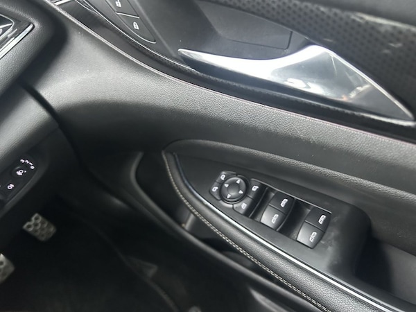 Used Vauxhall Insignia 2019 for sale - 76303453: Photo 14