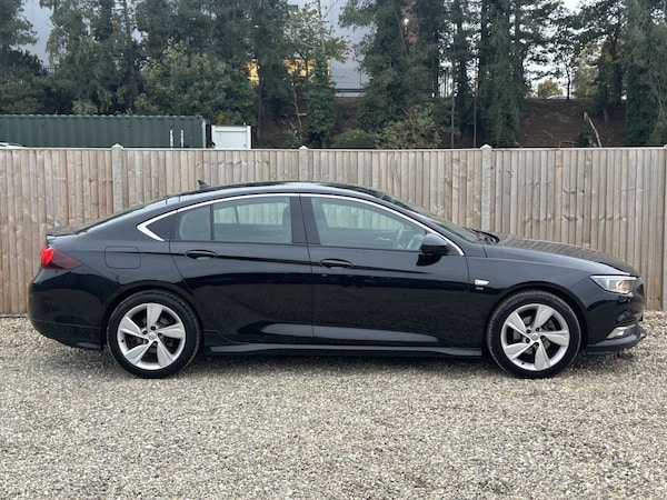 Used Vauxhall Insignia 2019 for sale - 76303453: Photo 6