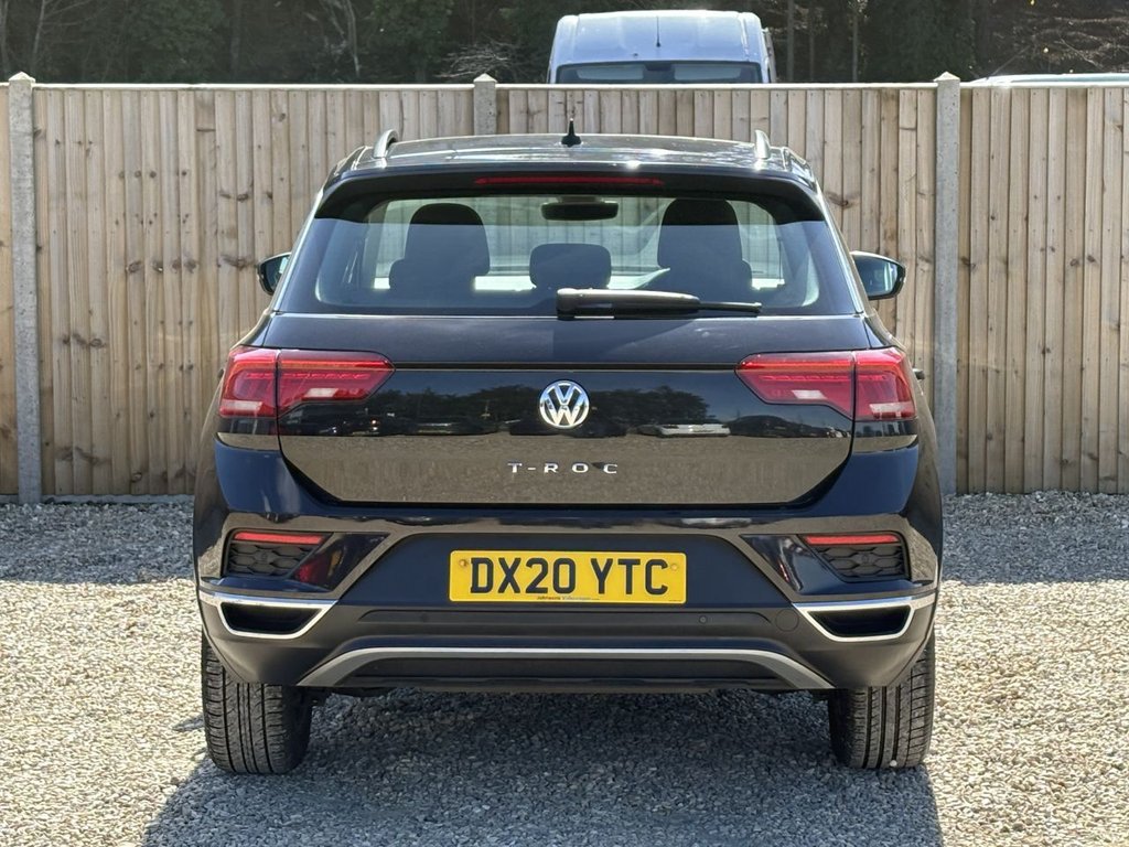 Used Volkswagen T-Roc 2020 for sale - 76256209: Photo 4