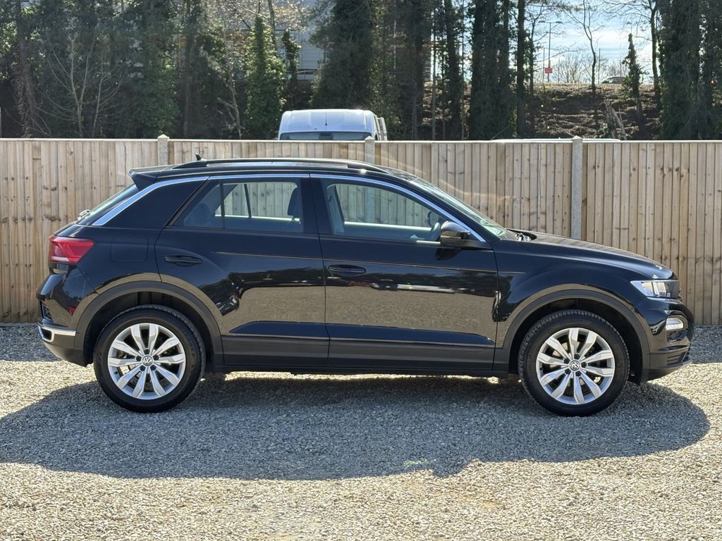 Used Volkswagen T-Roc 2020 for sale - 76256209: Photo 6