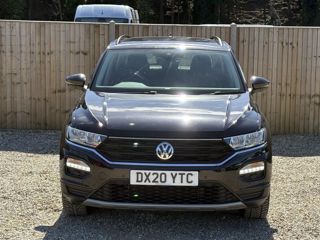 Used Volkswagen T-Roc 2020 for sale - 76256209: Photo 8