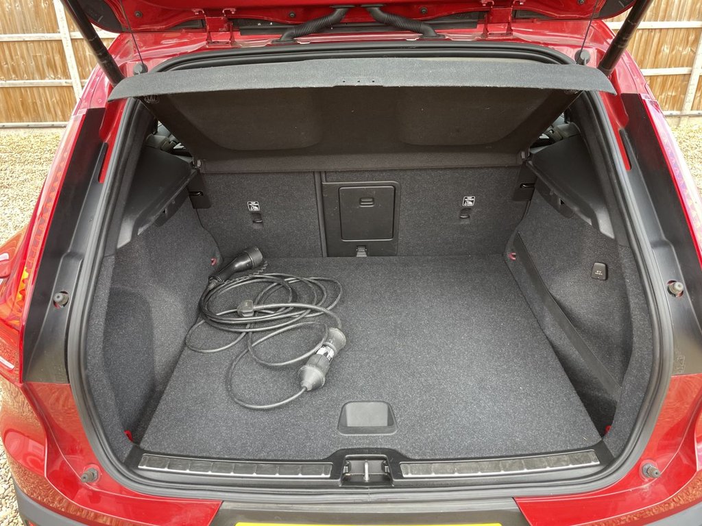 Used Volvo XC40 2020 for sale - 76303746: Photo 11