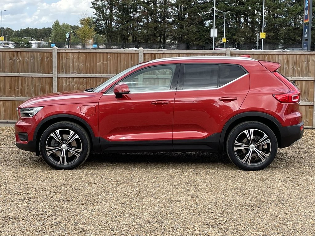 Used Volvo XC40 2020 for sale - 76303746: Photo 2