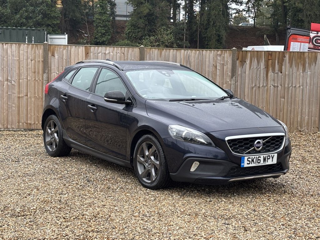 Used Volvo V40 2016 for sale - 76163024: Photo 7