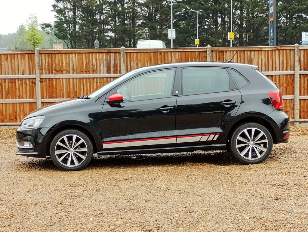 Used Volkswagen Polo 2017 for sale - 77422038: Photo 2