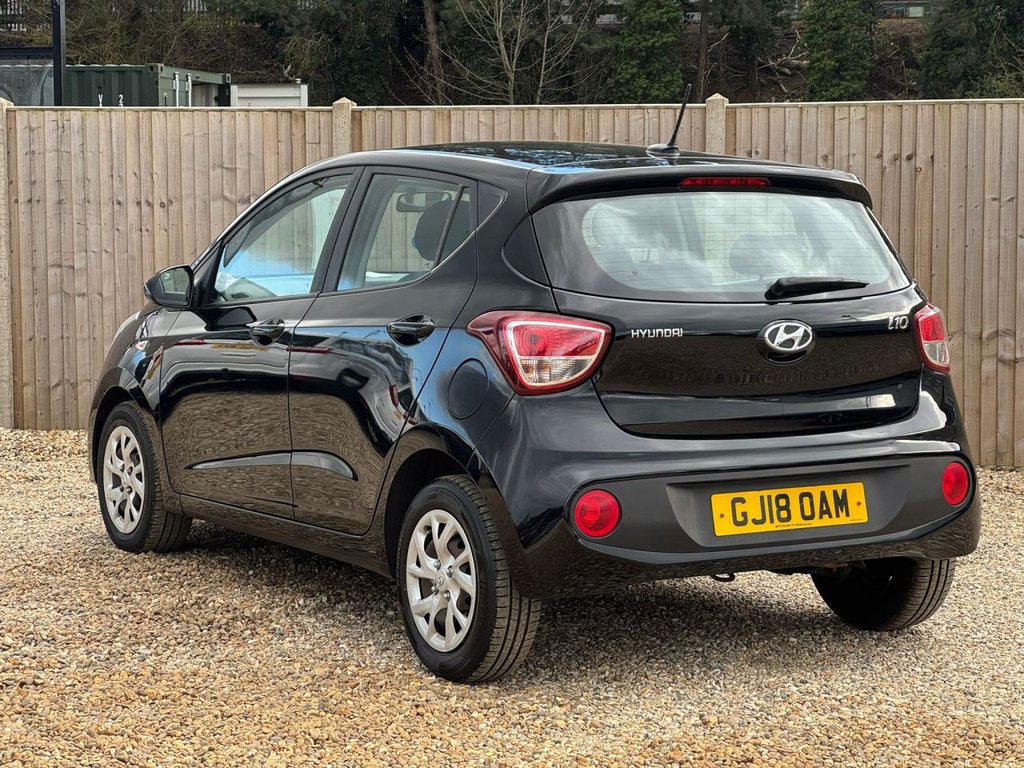 Used Hyundai i10 2018 for sale - 78082213: Photo 3