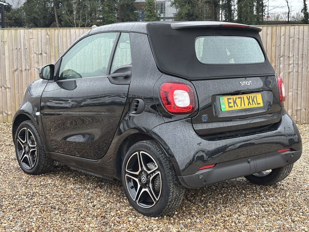 Used smart fortwo 2021 for sale - 77792430: Photo 3