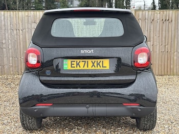Used smart fortwo 2021 for sale - 77792430: Photo