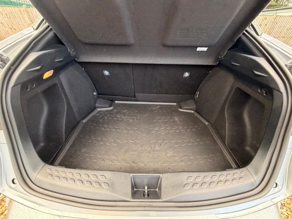 Used Toyota C-HR 2022 for sale - 76604564: Photo 11