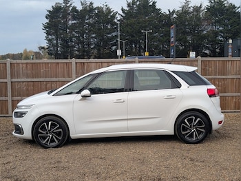 Used Citroen C4 Picasso 2016 for sale - 76496206: Photo