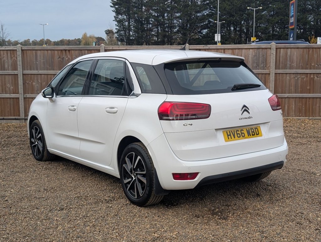 Used Citroen C4 Picasso 2016 for sale - 76496206: Photo 3