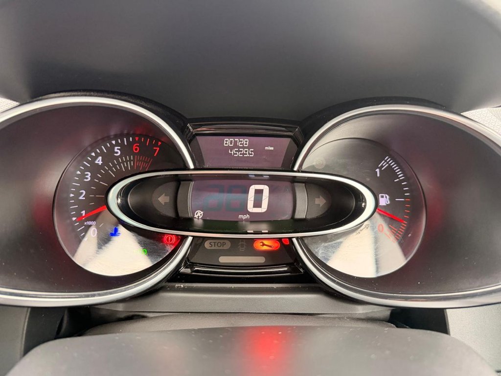 Used Renault Clio 2017 for sale - 77133105: Photo 16