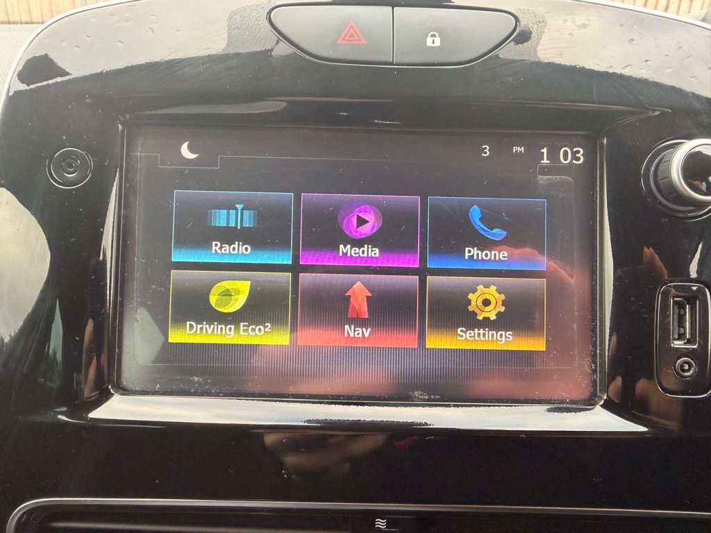 Used Renault Clio 2017 for sale - 77133105: Photo 17