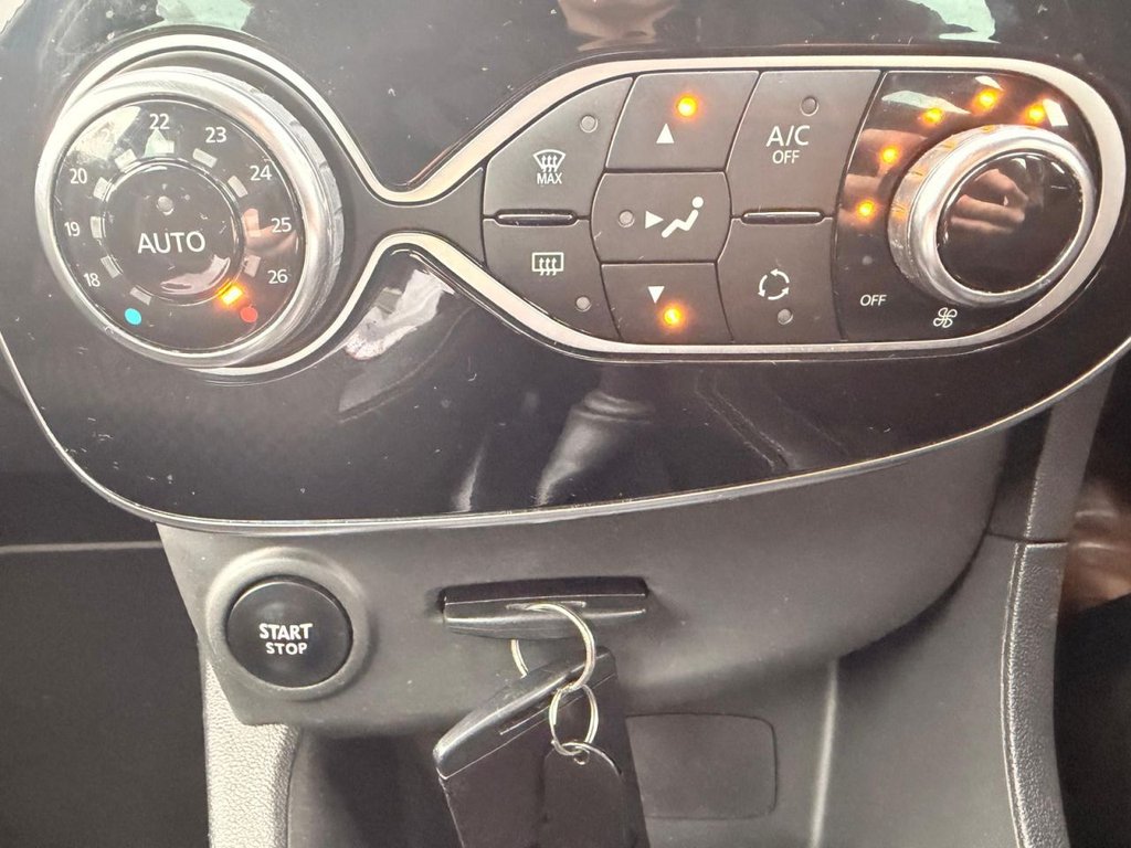 Used Renault Clio 2017 for sale - 77133105: Photo 20