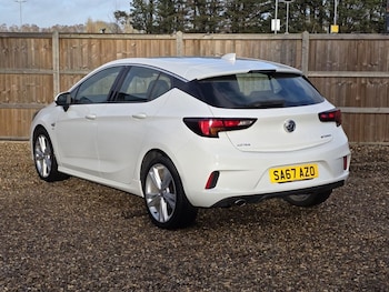 Used Vauxhall Astra 2017 for sale - 76900702: Photo