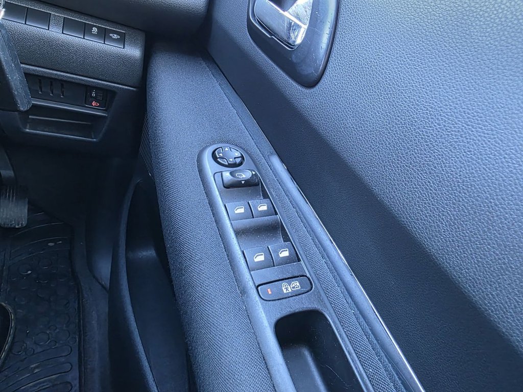 Used Peugeot 5008 2015 for sale - 76783559: Photo 16