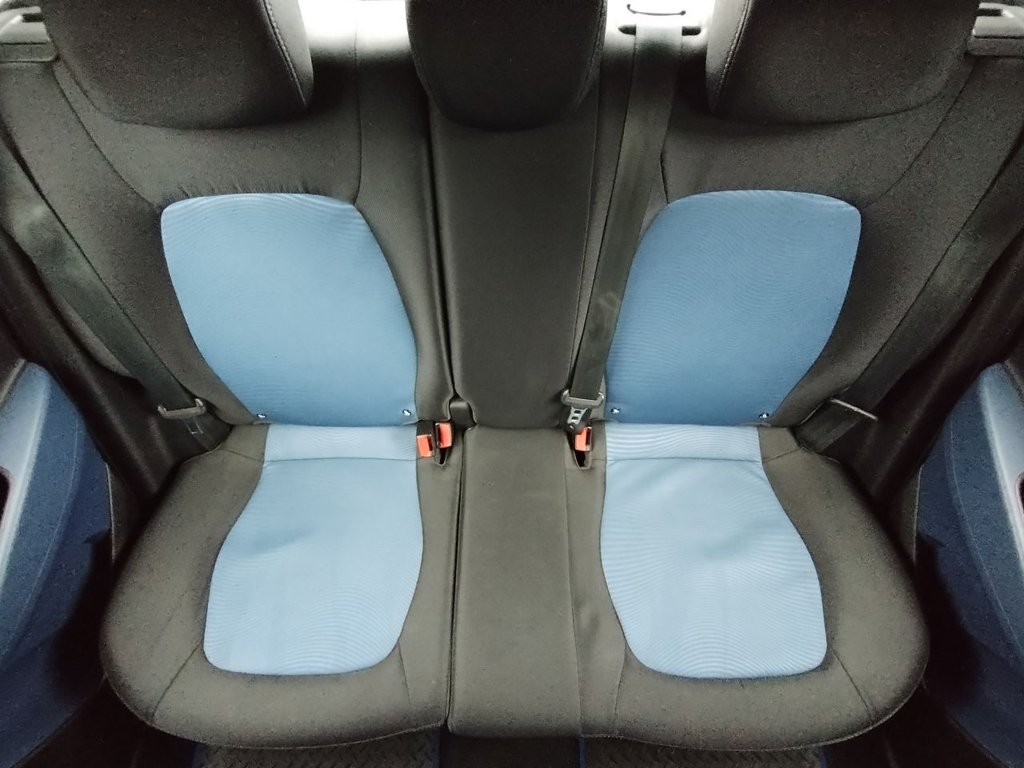 Used Hyundai i10 2015 for sale - 76132329: Photo 10