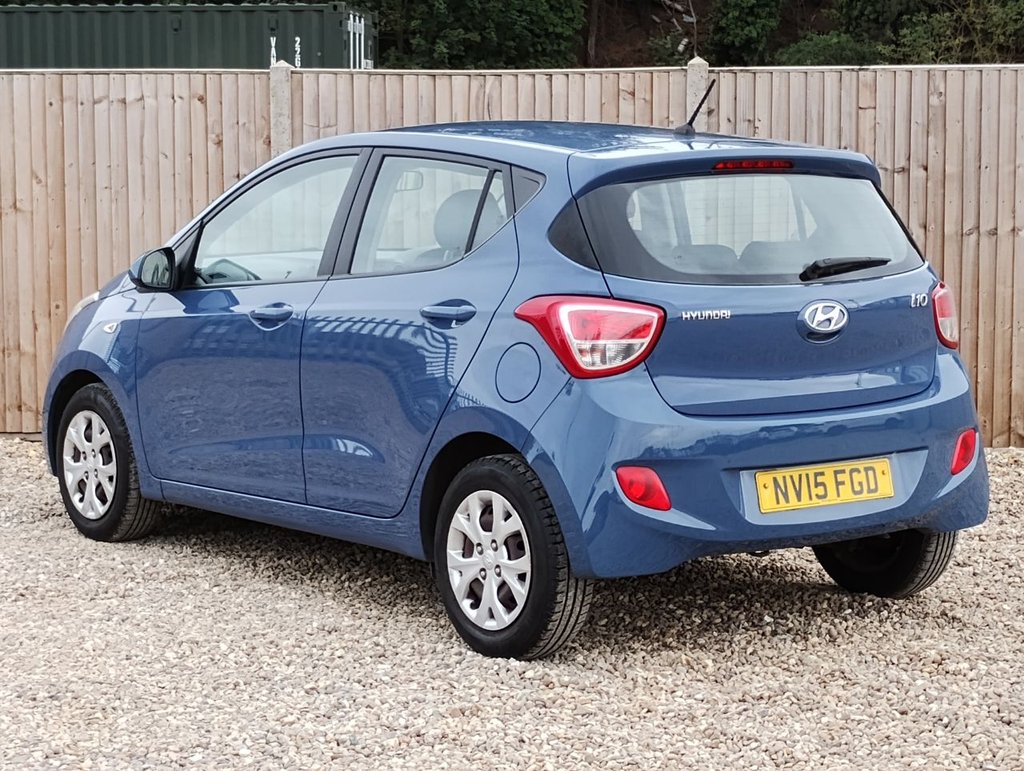 Used Hyundai i10 2015 for sale - 76132329: Photo 3