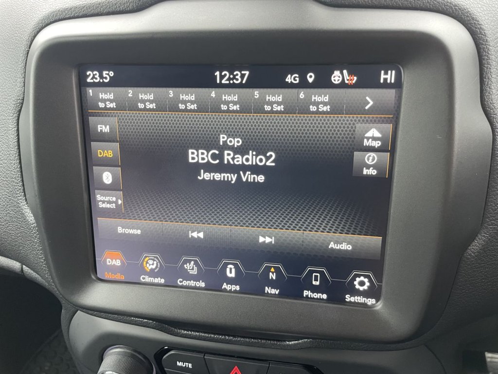 Used Jeep Renegade 2020 for sale - 77165940: Photo 15